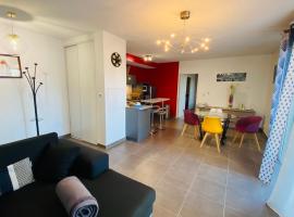 Appartement T2 cosy à Rodez，位于罗德兹大罗德兹高尔夫场附近的酒店