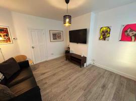 Cool 2 Bed Hornchurch House, Arcade Games, Free Parking，位于Hornchurch的酒店