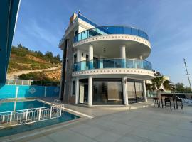 Villa - Luxux - Rooftop - Terrasse - Whirlpool - Pool，位于阿拉尼亚的别墅