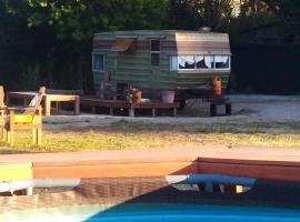 Kineterra spa, casita rodante，位于Lo Chaparro的酒店