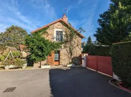 Belle maison en pierre au cœur du Berry avec jardin, terrasse, et activités familiales à proximité - FR-1-591-152