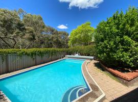 Creek Front House，位于Gilles Plains的酒店