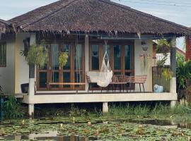 ปีกไม้วิลล่าบ้านMaya-มายา，位于Ban Suk I Dang的酒店