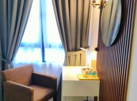 Sini Stay Horizon Suites KLIA (Blue Room)，位于雪邦的带按摩浴缸的酒店