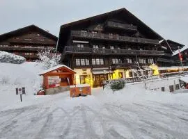 高山伊莫服务点酒店