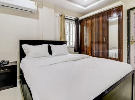OYO Sri Singampalli Residency，位于Rasapūdipalem的舒适型酒店