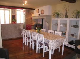 Gîte de la Croix Blanche，位于莱里塞的酒店