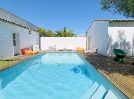 Superbe villa avec piscine dans le village