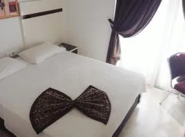 亚特拉酒店