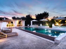 Alma Apulia " Italian Dolce Vita"