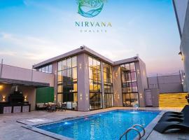 Nirvana Chalets，位于杰拉什的乡村别墅