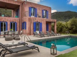 Luxurious Villa Nadoria, Ithaca Island，位于瓦西的酒店