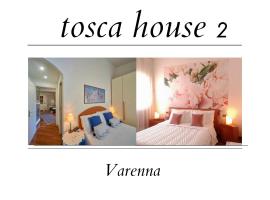 tosca house 2，位于瓦伦纳的酒店