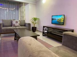Midtown Executive Suites With Balcony, King Bed，位于纳库鲁的公寓