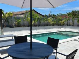 Palulu Flat Juquehy - O refúgio perfeito para casais e famílias - Área de Lazer com Piscina e Sauna - Garagem Subterrânea - Serviço de Praia，位于朱奎的酒店