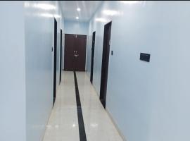 Hotal Raj Guest House，位于Akola的酒店