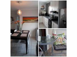 Gorgeous Self Catering Cottage off Umhlanga Rocks，位于德班的宠物友好酒店