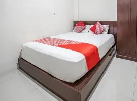 OYO 93477 Almahyra Guest House Syariah