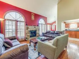 11 Mi to Camelback Resort Tobyhanna Home!