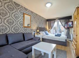 Guest Rooms Near City Centre Anfield Free Parking，位于利物浦的别墅