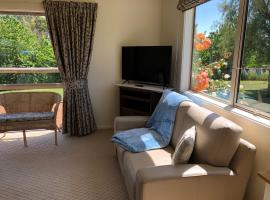 Jennifer's Cottage，位于Reidston的酒店