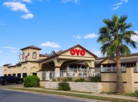 OYO Hotel McAllen Airport South，位于麦卡伦的酒店