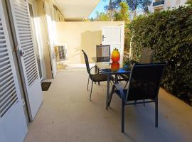 appartement centre ste maxime, 100 m de la plage，位于圣马克西姆的酒店