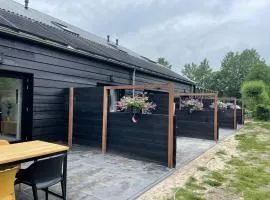 Cozy holiday home in Vrouwenpolder close to the beach