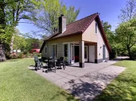 Cozy holiday home with a garden near Zwolle