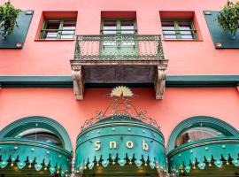 Snob apartments，位于胡埃丁的酒店