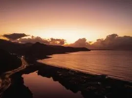 876 JA Oasis & Homestay - by Kingston Airport
