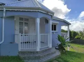 Maison Cécilia vue sur les saintes