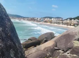 Summer Beach Duplex charmoso e aconchegante