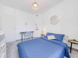 Appartement Cosy I Proche de la Porte de Versailles Paris，位于马拉科夫的酒店