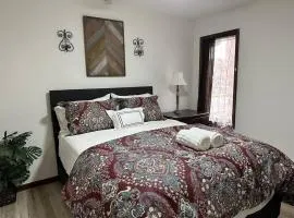 Old Aristocracy Hill 1BR Quiet Apartment Downtown!