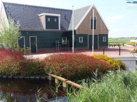 Spacious Holiday Home in the Beemster near a Windmill，位于Middenbeemster的度假屋