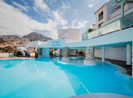 Beautiful Island Village 6 with pool and wifi