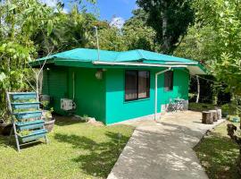 Ngermid Oasis Cozy 2 BD 1BA Home, Scenic View, Secluded, Beautiful Location