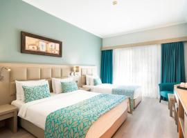 Aqua Fantasy Aquapark Hotel & Spa - Ultra All Inclusive，位于库萨达斯以弗所会展中心附近的酒店