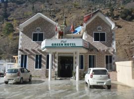 PC Green Hotel, Mahandri, Kaghan，位于Mingora的酒店