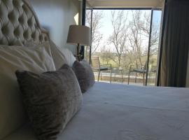 卡萨里约索莱雅旅馆，位于科鲁希的酒店