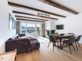 Modern crossing apartment facing Piz Rosatsch