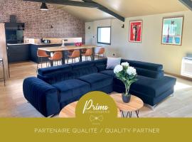 Le Loft Manhattan, en centre ville, proche Sainte Bernadette avec Parking, PRIMO C0NCIERGERIE，位于讷韦尔的酒店