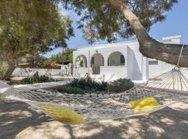 Wave Lullaby, Peaceful Beachfront Retreat in Paros，位于莫罗斯帕罗的酒店