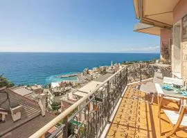 Cozy Apartment In Bogliasco With Kitchen