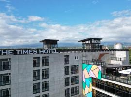 THE TIMES HOTEL，位于安吉利斯的酒店