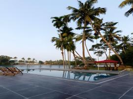 Lhasa Ayurveda and Wellness Resort - A BluSalzz Collection, Kochi, Kerala，位于科钦印度斯坦杀虫剂有限公司附近的酒店