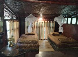 Room 2，位于Ban Tham的酒店