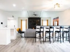 The GrandEscape 4 bed 1 story home Pet friendly with secure back yard