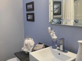 Whitehorse Wonder，位于怀特霍斯的带停车场的酒店